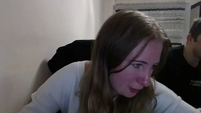 PeterAndJen online show from October 4, 2025, 6:31 pm