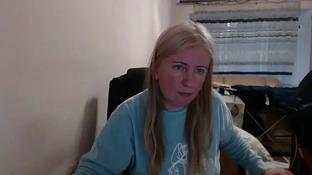 PeterAndJen online show from May 1, 2026, 5:18 pm