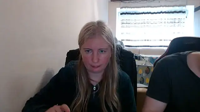 PeterAndJen online show from May 13, 2026, 4:58 pm
