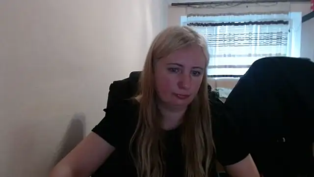 PeterAndJen online show from May 22, 2026, 5:44 pm