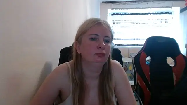 PeterAndJen online show from May 23, 2026, 5:56 pm
