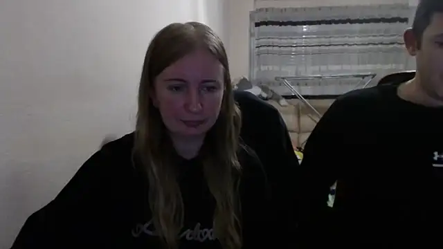 PeterAndJen online show from October 8, 2025, 7:58 pm