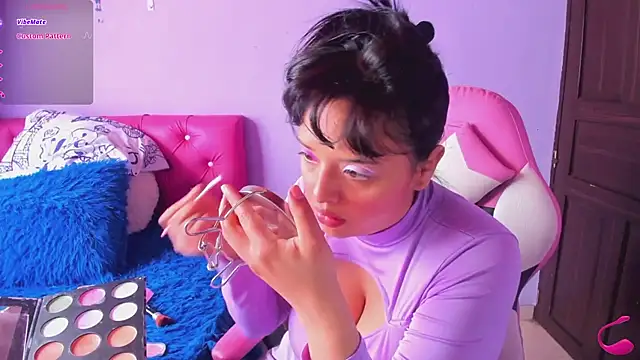 crissn0707 online show from November 20, 2025, 11:55 am