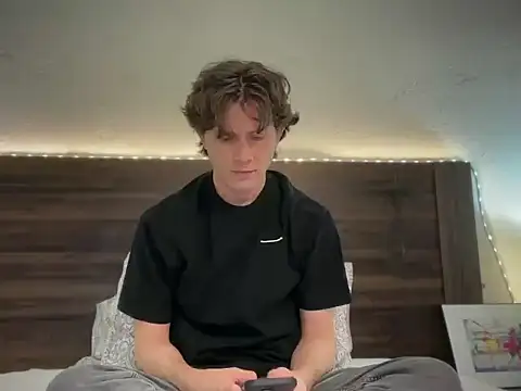 mcklister kinky feets online show from March 4, 2026, 4:59 pm