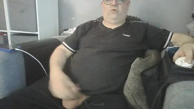 Snapshot of Naturistmale45 chatting on April 27, 2026, 12:58 pm Naturistmale45 online show from April 27, 2026, 12:58 pm