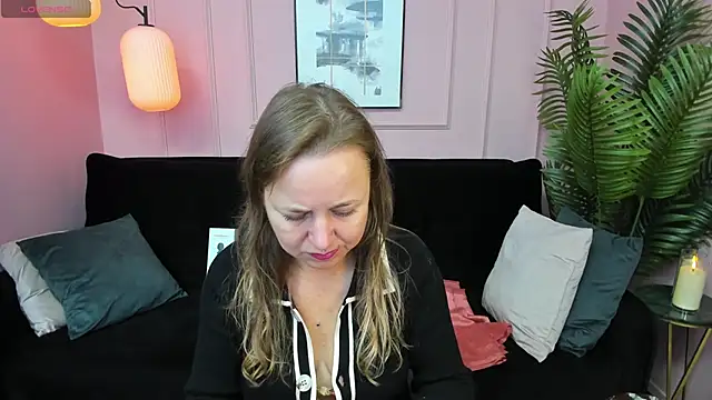 GabrielGold online show from September 18, 2025, 8:12 pm