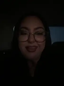 Snapshot of MileyGia chatting on March 11, 2026, 1:32 am MileyGia online show from March 11, 2026, 1:32 am