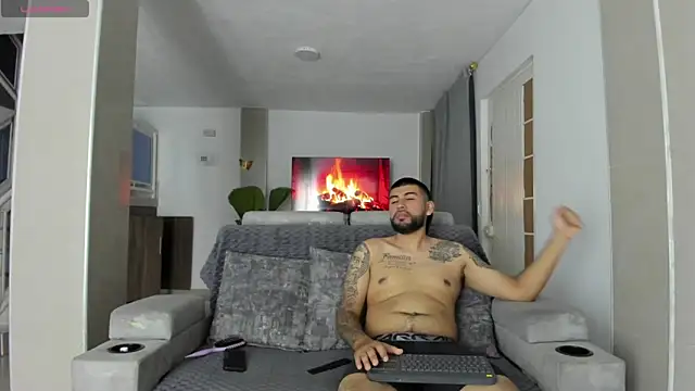 DulceRomance online show from March 5, 2026, 3:47 am