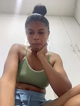 angelica af online show from December 18, 2024, 2:53 am