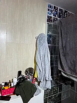 Snapshot of kylie_blck chatting on February 11, 2026, 4:23 am kylie blck online show from February 11, 2026, 4:23 am