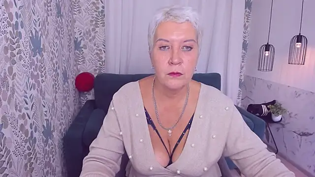 Snapshot of KathySunn chatting on October 9, 2025, 7:20 am KathySunn online show from October 9, 2025, 7:20 am