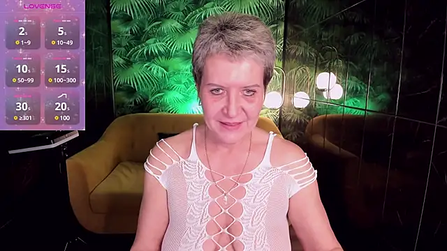 Snapshot of KathySunn chatting on January 13, 2025, 7:31 pm KathySunn online show from January 13, 2025, 7:31 pm