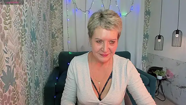 Snapshot of KathySunn chatting on January 11, 2025, 1:11 pm KathySunn online show from January 11, 2025, 1:11 pm