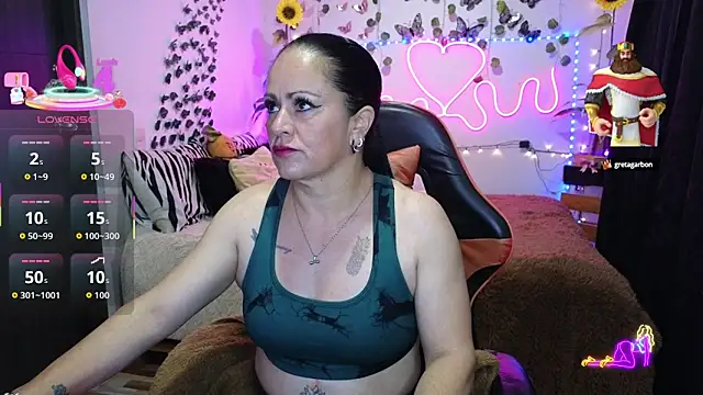 Snapshot of Keka_teiku chatting on October 9, 2025, 3:40 am Keka teiku online show from October 9, 2025, 3:40 am