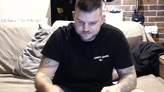 ShadowyIron online show from February 15, 2026, 9:47 pm