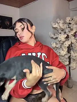 Ambar pe  online show from November 9, 2025, 2:43 pm