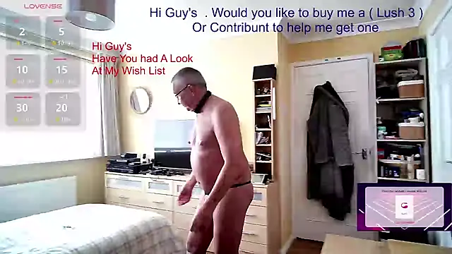 Snapshot of Aandy62 chatting on March 12, 2025, 11:32 am Aandy62 online show from March 12, 2025, 11:32 am