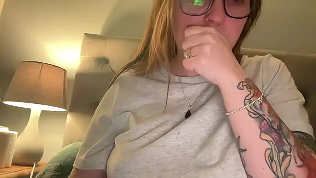 Snapshot of short_sweetpea chatting on January 13, 2026, 9:24 am short sweetpea online show from January 13, 2026, 9:24 am