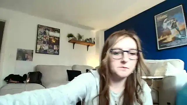 Snapshot of short_sweetpea chatting on December 14, 2025, 1:28 pm short sweetpea online show from December 14, 2025, 1:28 pm