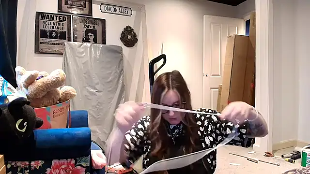 short sweetpea online show from February 2, 2026, 3:22 pm