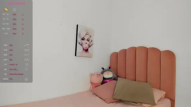 Snapshot of julieth_sanz chatting on February 20, 2025, 11:20 am julieth sanz online show from February 20, 2025, 11:20 am