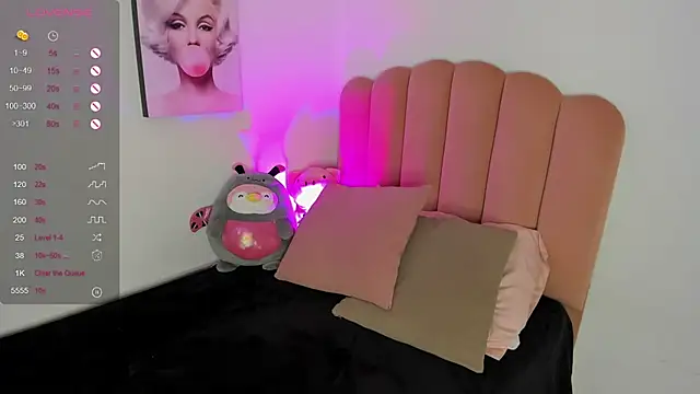 Snapshot of julieth_sanz chatting on January 21, 2025, 1:00 pm julieth sanz online show from January 21, 2025, 1:00 pm