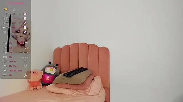 Snapshot of julieth_sanz chatting on January 28, 2025, 2:42 pm julieth sanz online show from January 28, 2025, 2:42 pm