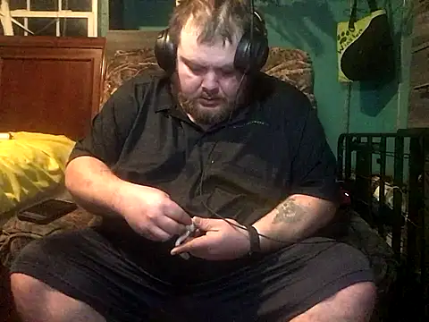 Snapshot of fatdickdaddy448 chatting on December 9, 2024, 10:43 am fatdickdaddy448 online show from December 9, 2024, 10:43 am