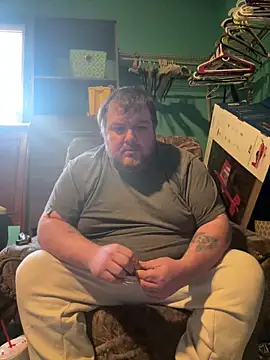 Snapshot of fatdickdaddy448 chatting on March 29, 2026, 1:24 pm fatdickdaddy448 online show from March 29, 2026, 1:24 pm