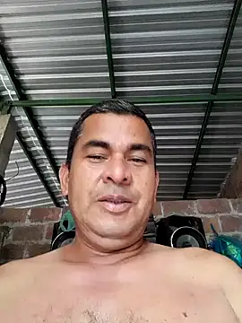 axomen online show from December 15, 2024, 6:48 pm