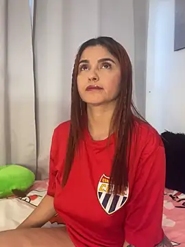 Sarah Jhonson online show from October 8, 2025, 10:32 pm