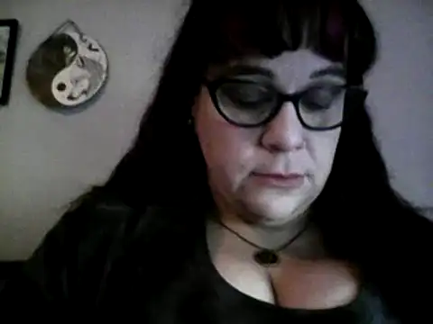 GothyBaby online show from January 2, 2025, 6:01 pm