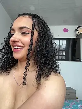 Snapshot of Lucy_Marin chatting on March 12, 2025, 6:43 pm Lucy Marin online show from March 12, 2025, 6:43 pm