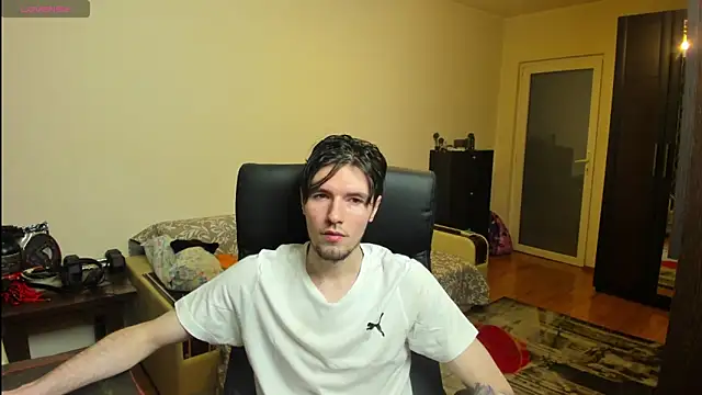 awesomejustin online show from February 22, 2025, 3:25 pm