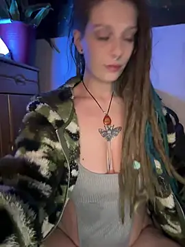 Snapshot of MenaDreadfull chatting on January 9, 2026, 8:16 pm MenaDreadfull online show from January 9, 2026, 8:16 pm