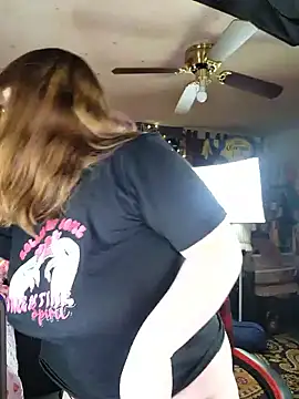 Snapshot of VelvetDiablo chatting on February 14, 2025, 3:33 am VelvetDiablo online show from February 14, 2025, 3:33 am