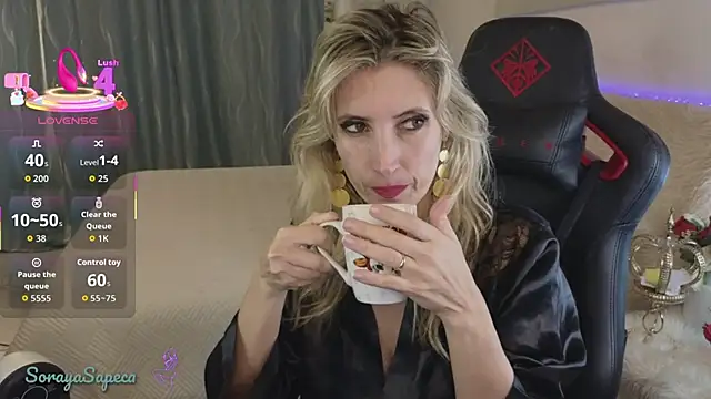 Snapshot of SorayaSapeca chatting on October 7, 2025, 8:32 pm SorayaSapeca online show from October 7, 2025, 8:32 pm