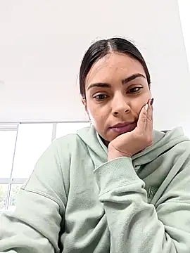 Snapshot of Ivanna2 chatting on March 12, 2026, 3:27 pm Ivanna2 online show from March 12, 2026, 3:27 pm