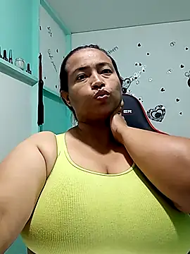 NatalySexxxMilk online show from November 14, 2025, 7:01 am