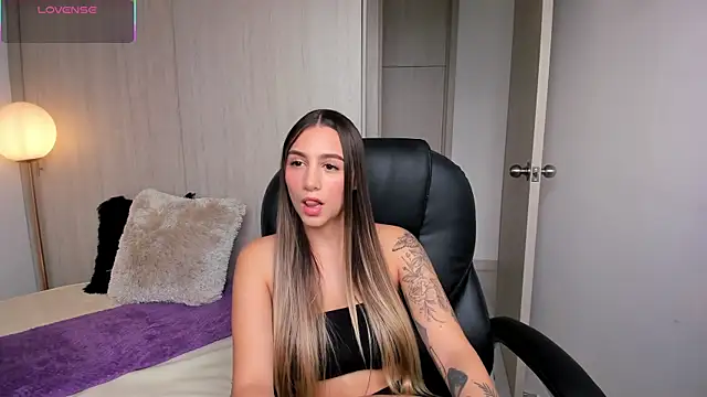 StacyConner online show from January 5, 2026, 9:07 pm