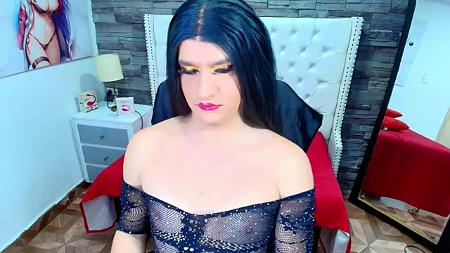 TRINY TS online show from May 4, 2026, 4:10 pm
