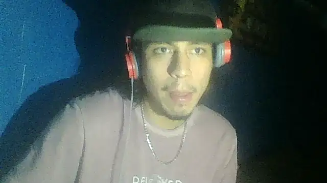 AlexAlejandro13 online show from October 5, 2025, 7:21 am