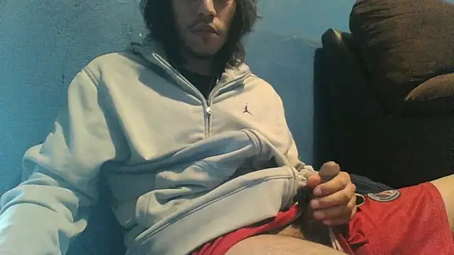 AlexAlejandro13 online show from December 20, 2025, 10:23 pm