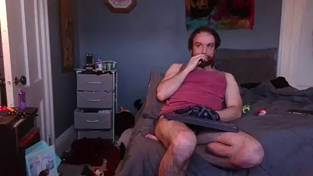 Snapshot of hpluvsplata chatting on April 14, 2026, 12:43 pm hpluvsplata online show from April 14, 2026, 12:43 pm