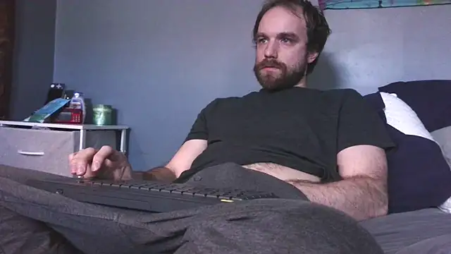 Snapshot of hpluvsplata chatting on April 1, 2026, 2:03 pm hpluvsplata online show from April 1, 2026, 2:03 pm