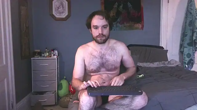 hpluvsplata online show from December 14, 2025, 1:28 pm