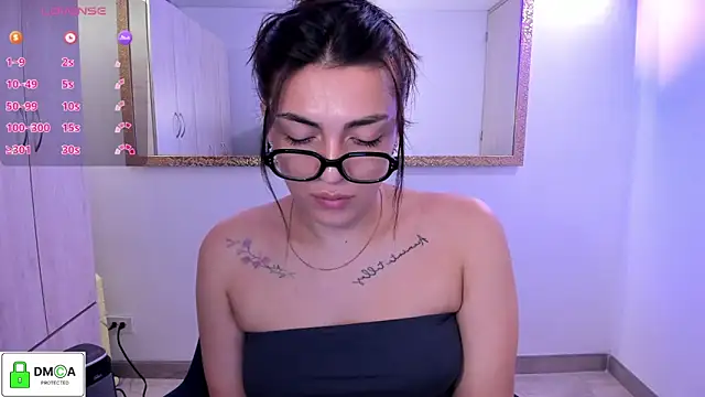 EricaVanderhill online show from May 16, 2026, 11:48 pm