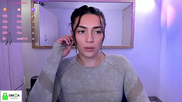 EricaVanderhill online show from May 21, 2026, 12:19 am
