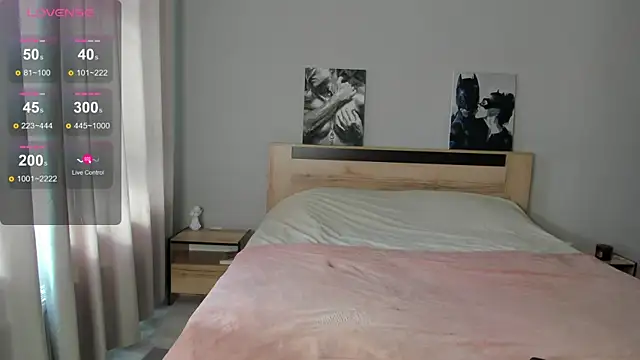 Snapshot of Bella_Foryou chatting on April 10, 2026, 5:47 am Bella Foryou online show from April 10, 2026, 5:47 am