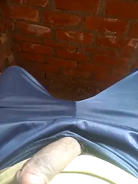 FinableKnee online show from February 24, 2026, 4:57 am